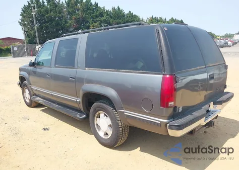 1999 Chevrolet Suburban 1500 из США, поврежденный, VIN GFNK16RXXJ446801